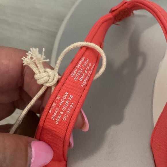 NWT-OluKai-OLUKAI Pi'oe Women's Beach Sandals-Hot Coral/Gray mist-women’s size 8 - Picture 5 of 7